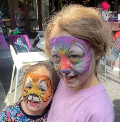Creative face painting design